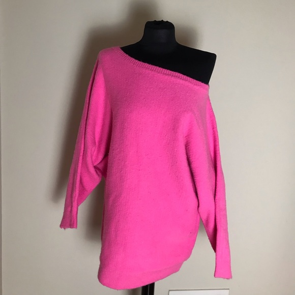 Nasty Gal Sweaters - Nasty Gal Hot Pink Off Shoulder Sweater